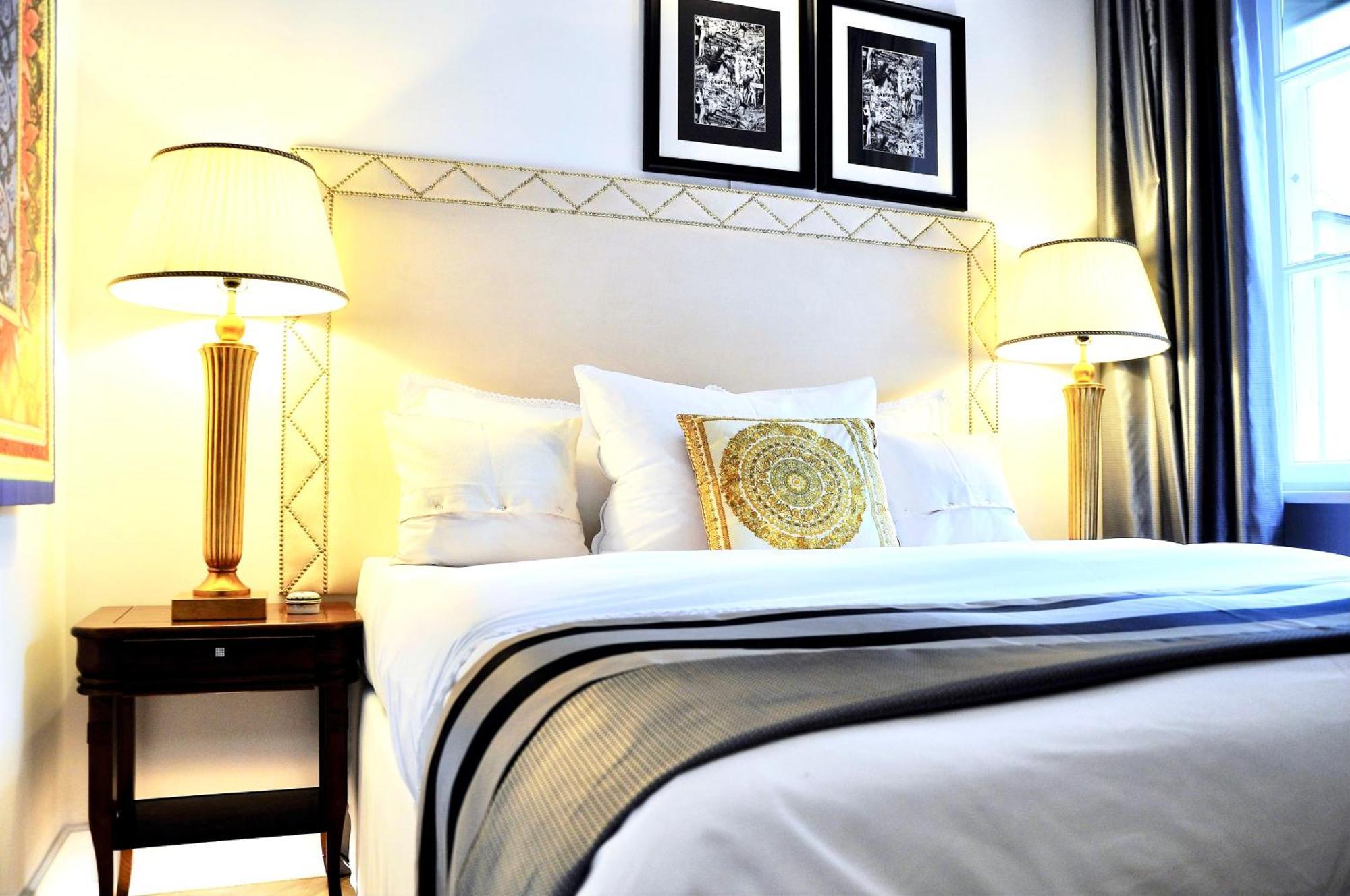 Mondrian Luxury Suites & Apartments Market Square IV Warsaw Room photo